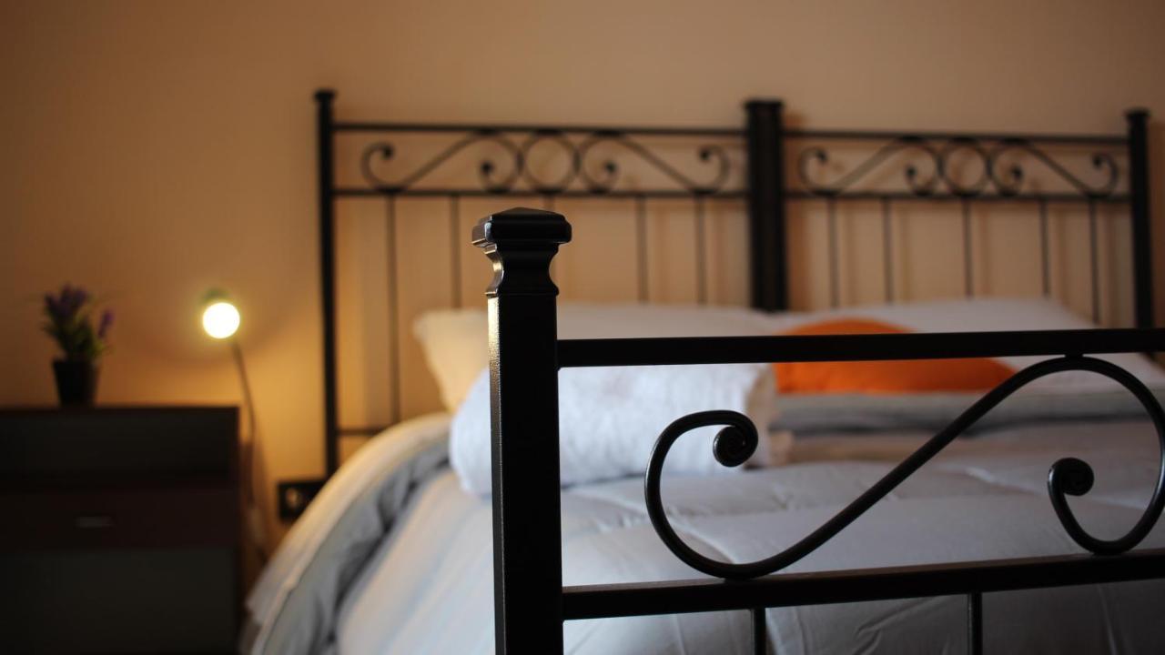 B&B Bassu บอซา ภายนอก รูปภาพ
