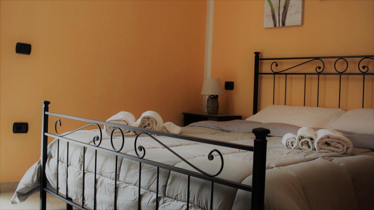 B&B Bassu บอซา ภายนอก รูปภาพ